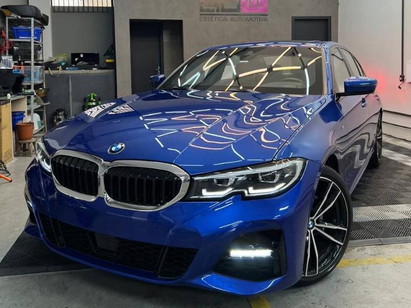 Vitrificação de Pintura: Como ela pode prolongar a vida útil da pintura do seu carro?